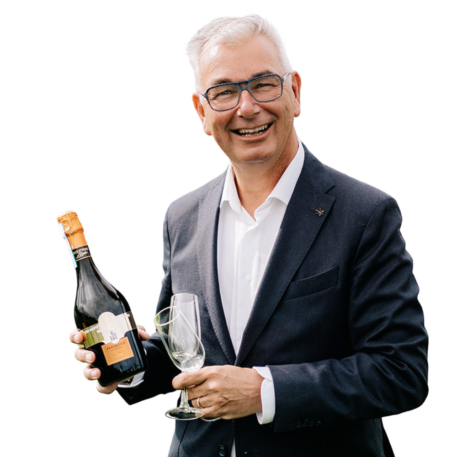 Makelaar Willem met bubbels vanwege verkoop