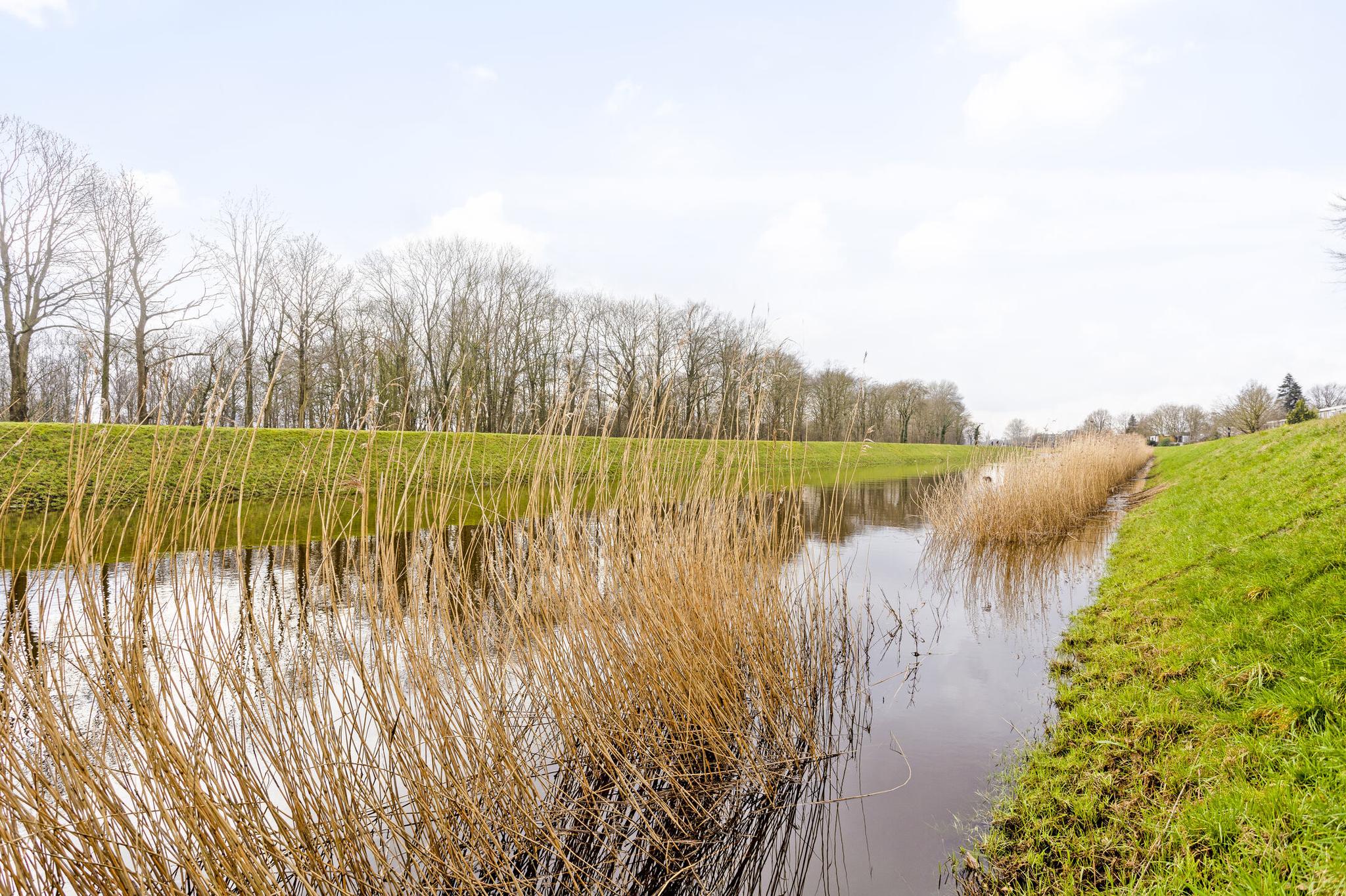 Omgeving woning water, Willem van Geldorpstraat 9 Rosmalen