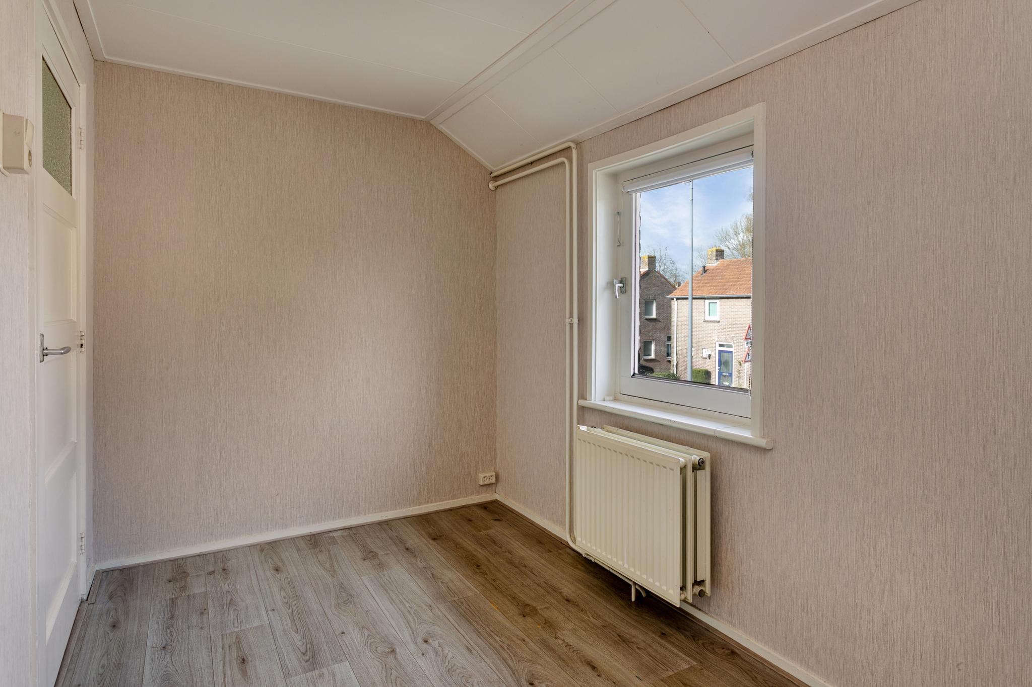 Kamer 3, Deken van Roestellaan 43 Rosmalen