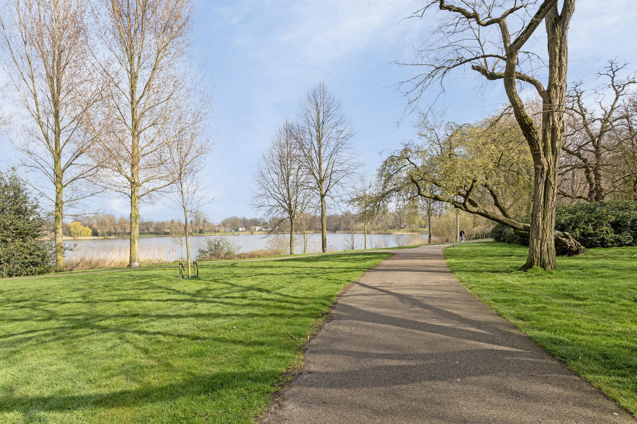 Omgeving water, Esdoornstraat 9 's-Hertogenbosch