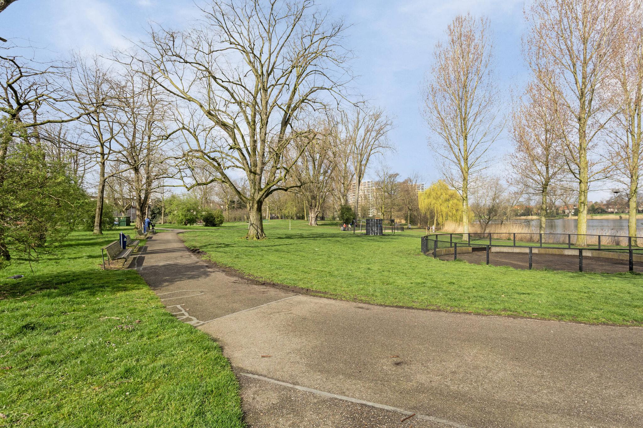 Omgeving park, Esdoornstraat 9 's-Hertogenbosch