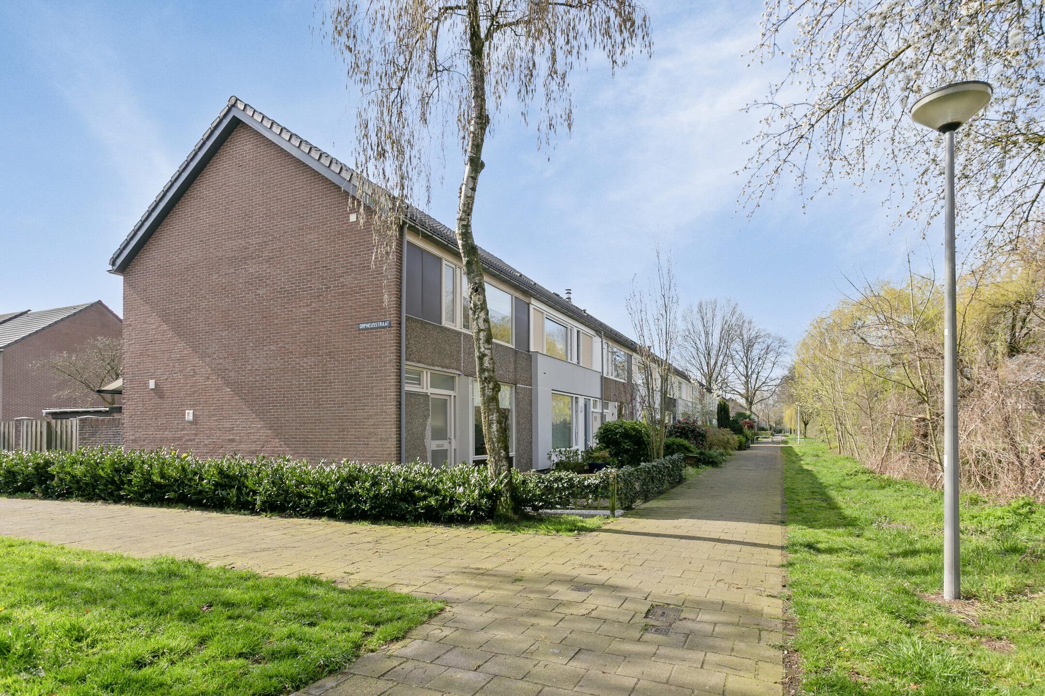 Voorkant woning vanaf links, Herculesstraat 53 Rosmalen