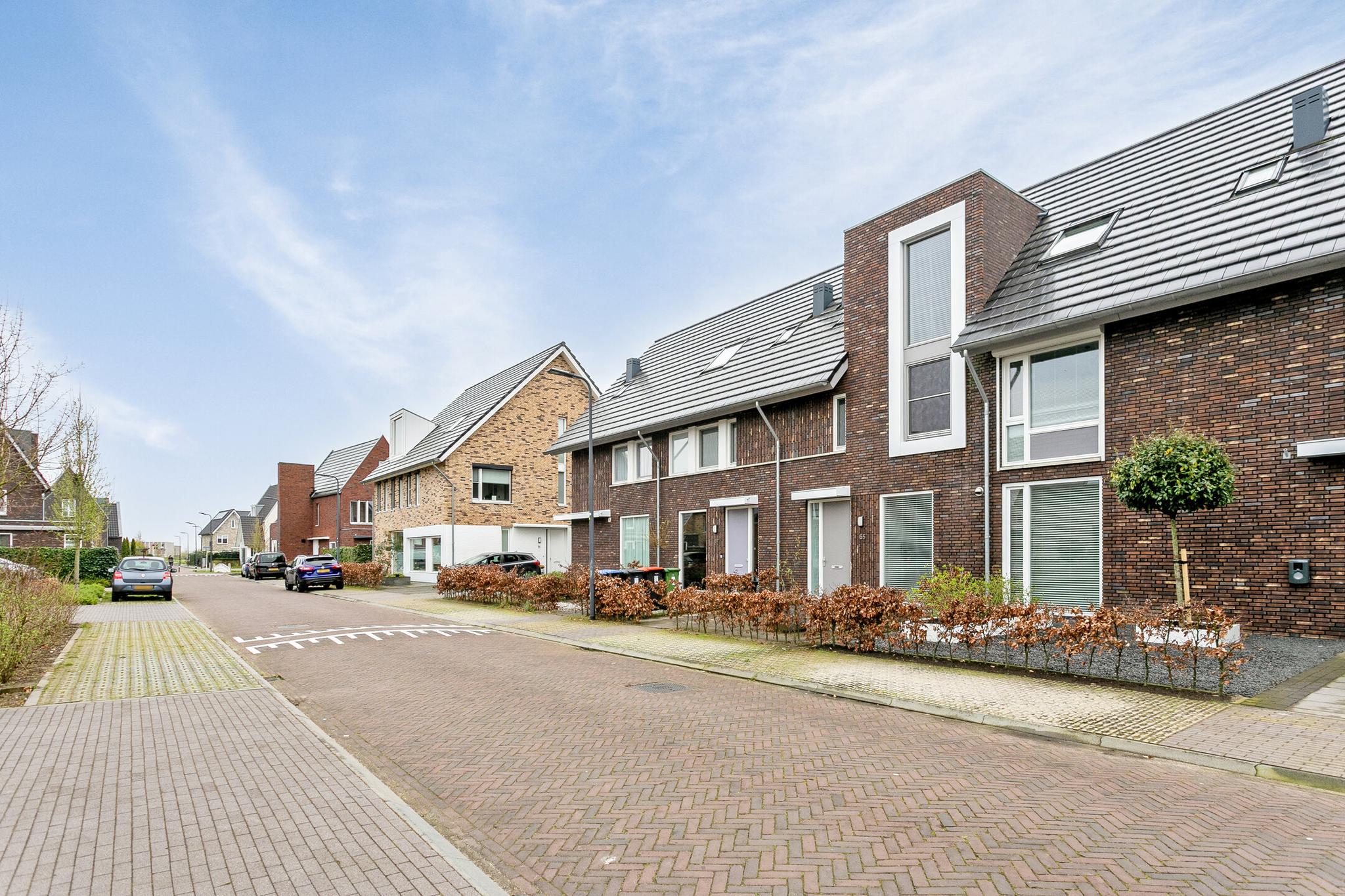 Straatzicht, Pastelblauw 65 Rosmalen